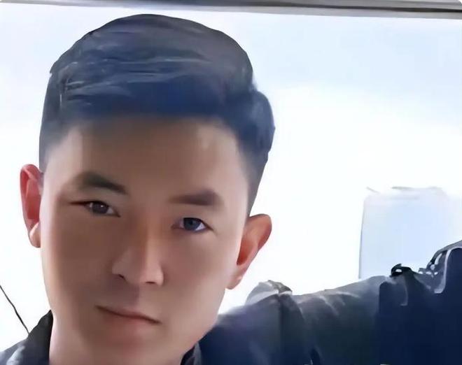 况曝光!摆摊卖甜品想踏出重生第一步麻将胡了2“重庆姐弟坠亡案”妈妈近(图10) 况曝光!摆摊卖甜品想踏出重生第一步麻将胡了2“重庆姐弟坠亡案”妈妈近(图10)